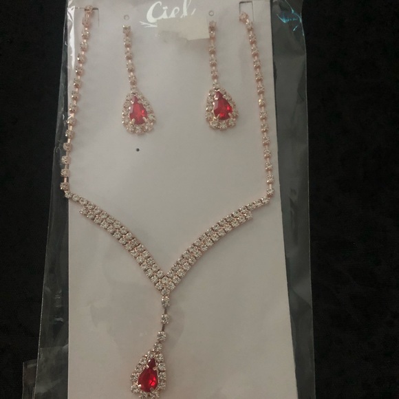 Drop Earrings and Necklace set - Picture 1 of 4